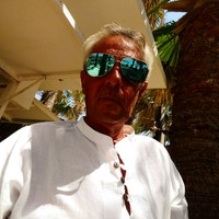 Idiot in a kayak Ray Arratoon's photo