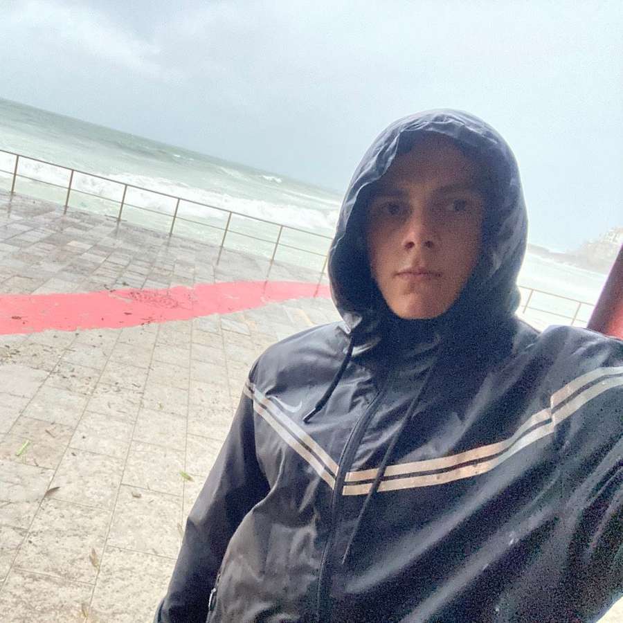 86861155 853 medium large