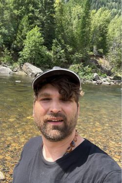 Drew 's photo