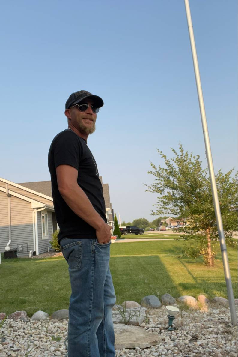 89866271 919 medium large