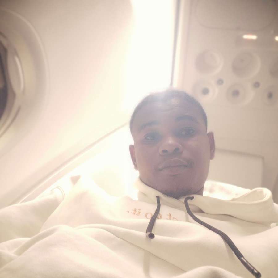 84158792 5548 medium large