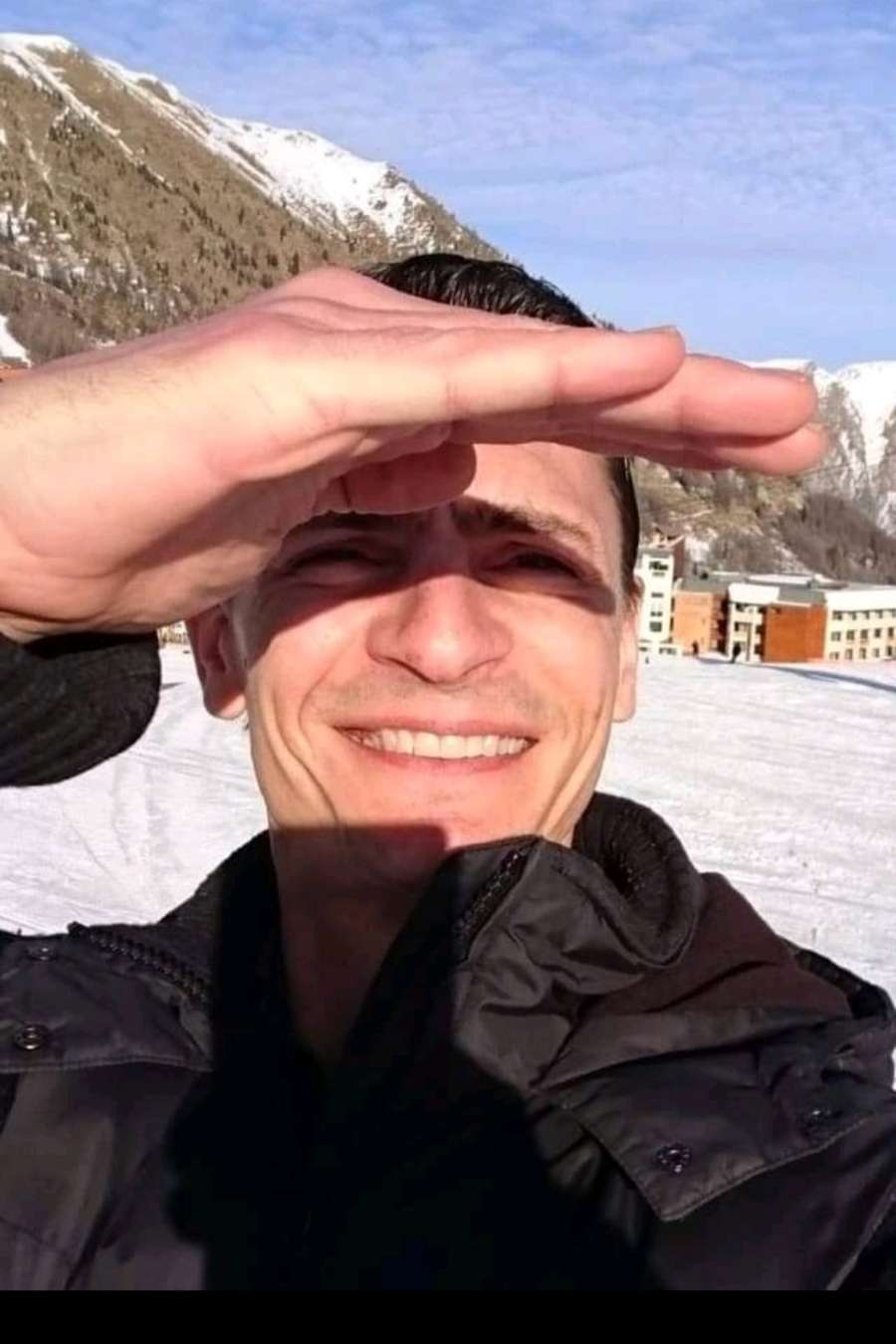 90633440 1486 medium large