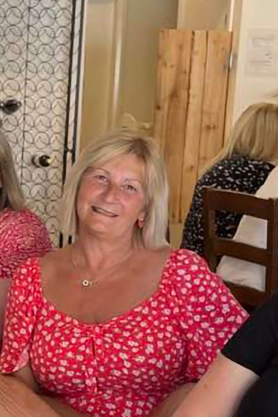 89722921 4257 medium large