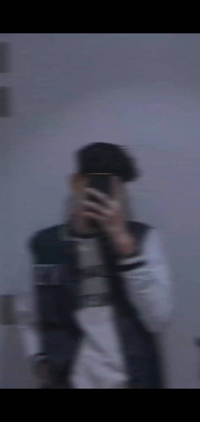 82412620 5933 medium large