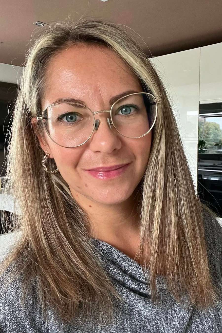 89300948 6653 medium large