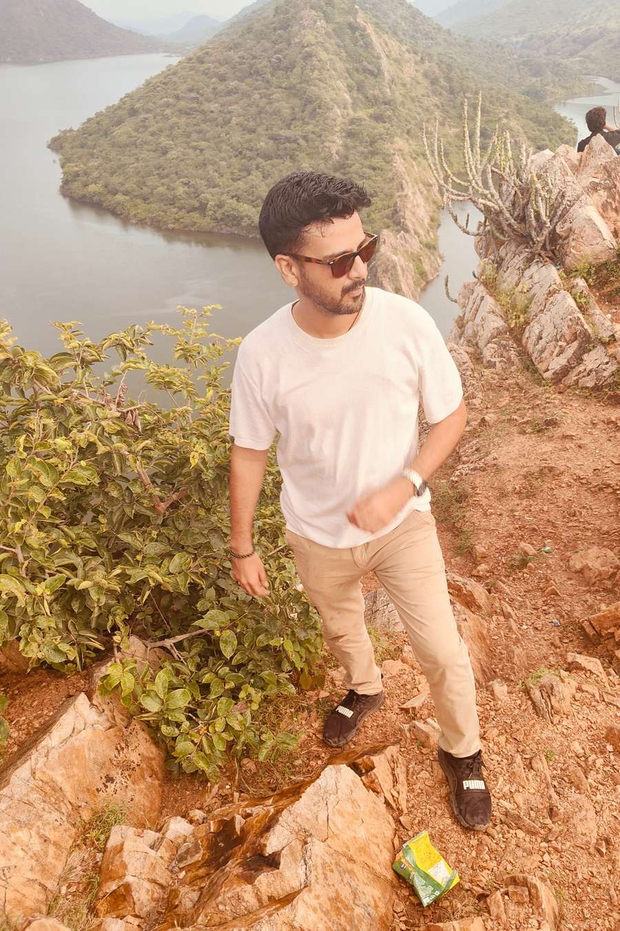 90185438 7709 medium large