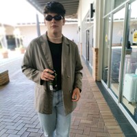 Damian herman's photo