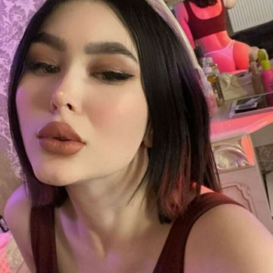 Sarah angela hi single women in miami