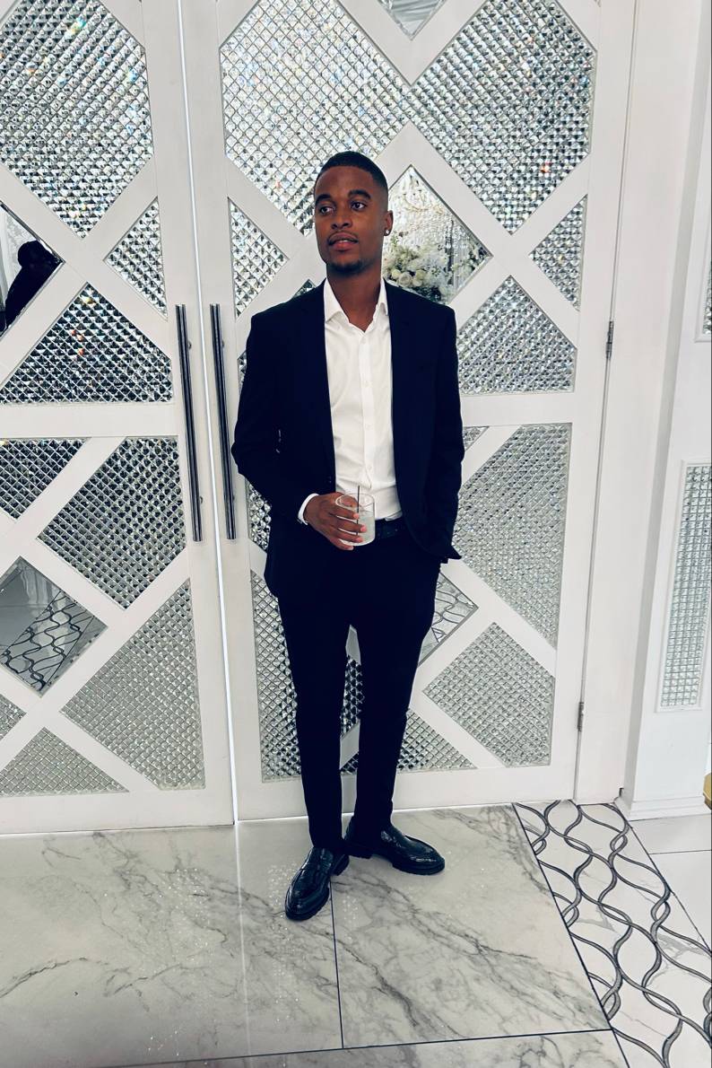 89509763 586 medium large