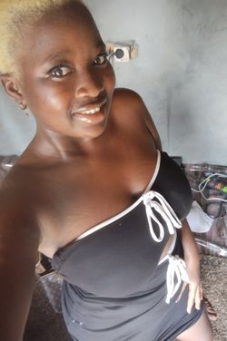 Isata mohamed's photo