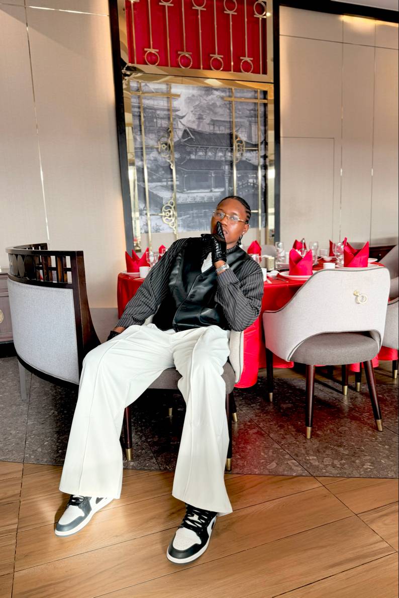 93097702 7635 medium large