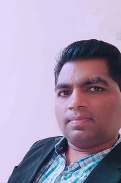 Varun Pandey 's photo