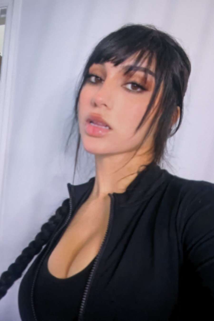 88773813 9492 medium large