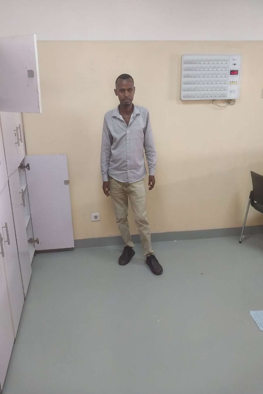 89812609 756 medium large