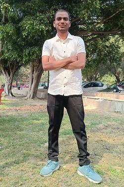Nikhil 's photo