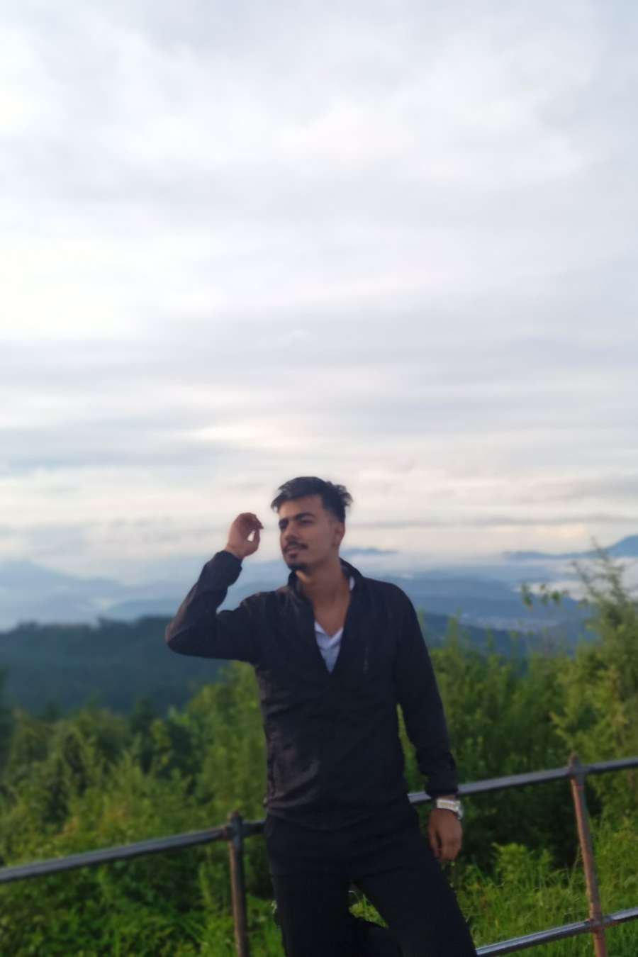 89327587 1649 medium large