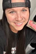 Elizabeth Tomlinson's photo