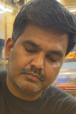 Looking for a  Same mindset fun friend's photo