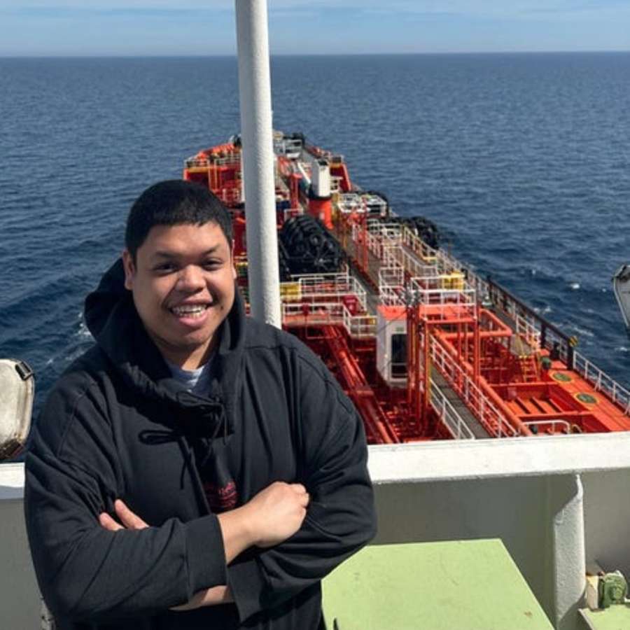 86280244 391 medium large