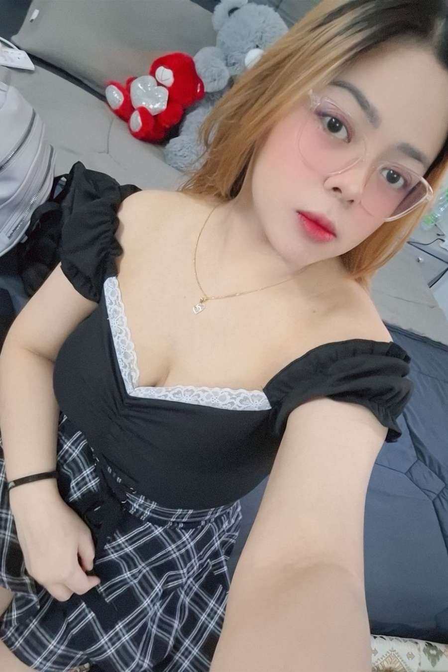 89838129 4972 medium large