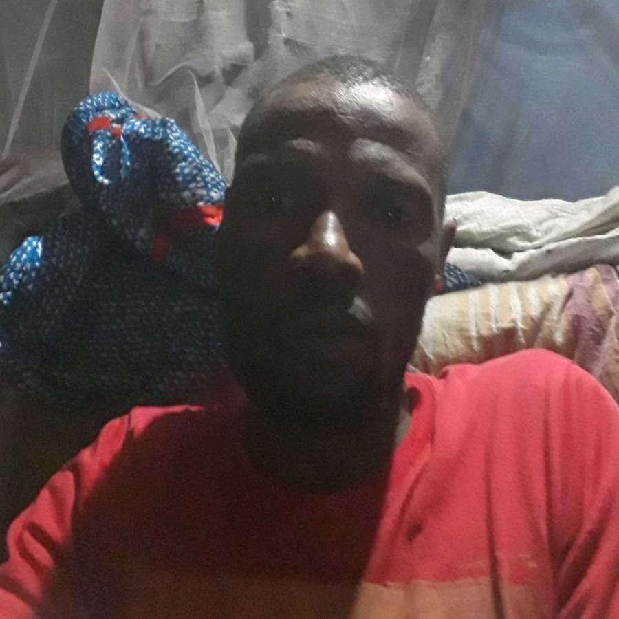 85031700 4722 medium large