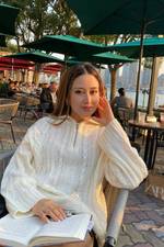 Lara's photo