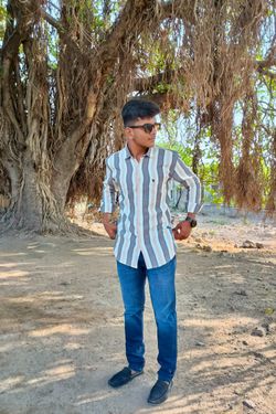 Tushar 's photo