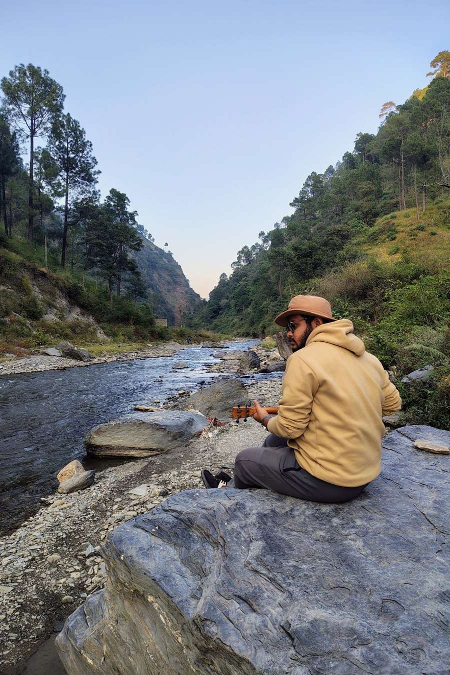 90145779 4241 medium large