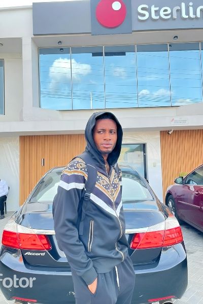 93046603 9323 medium large