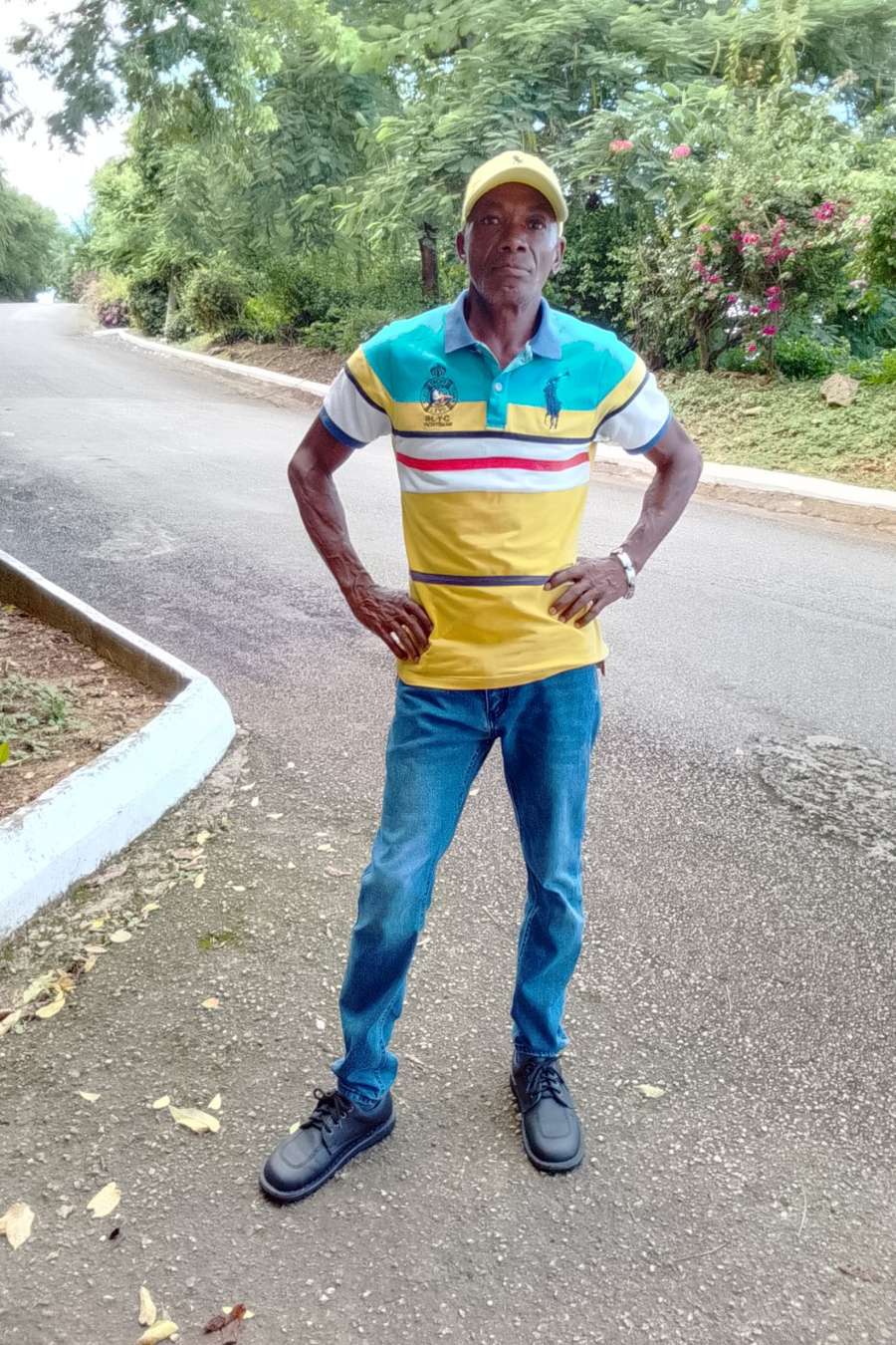 94023925 9762 medium large