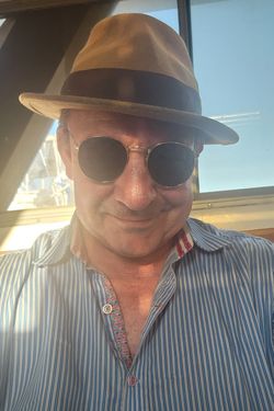 Alaninthecity's photo