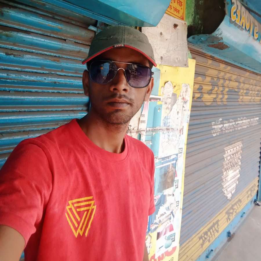81286560 555 medium large