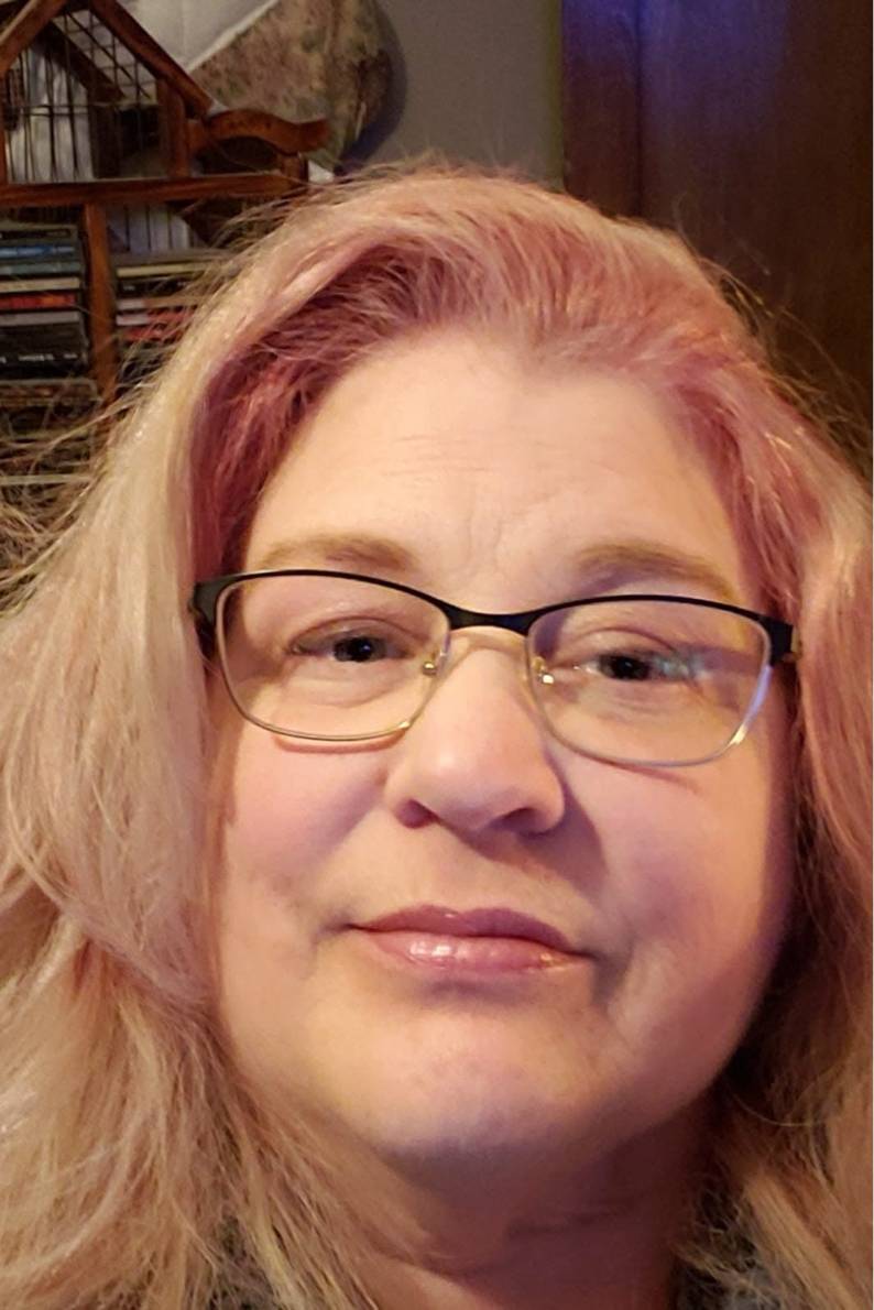 90060215 597 medium large