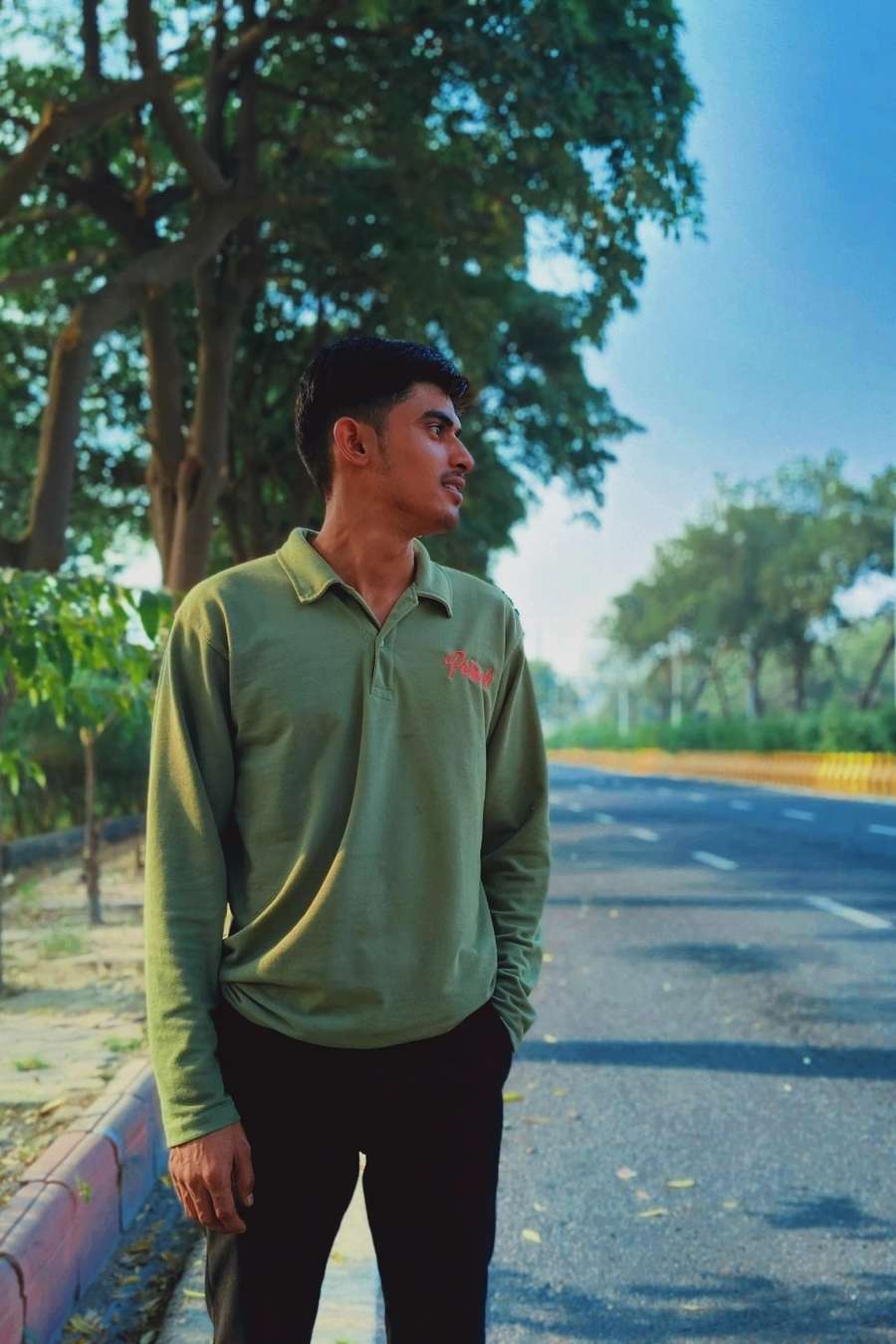 93879416 3209 medium large