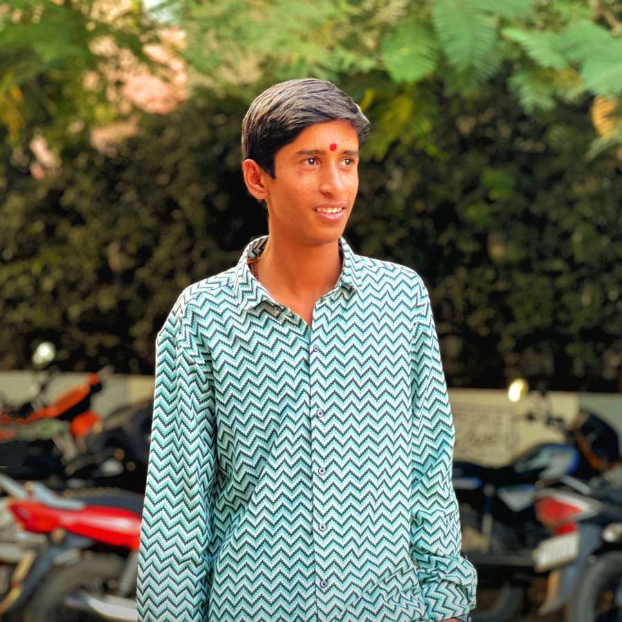 84434748 693 medium large