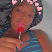 Sascha Flowers's photo