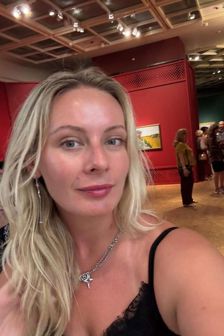 89423441 8826 medium large