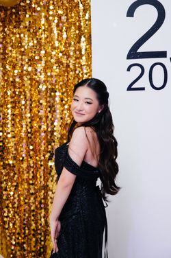Улжан Н's photo