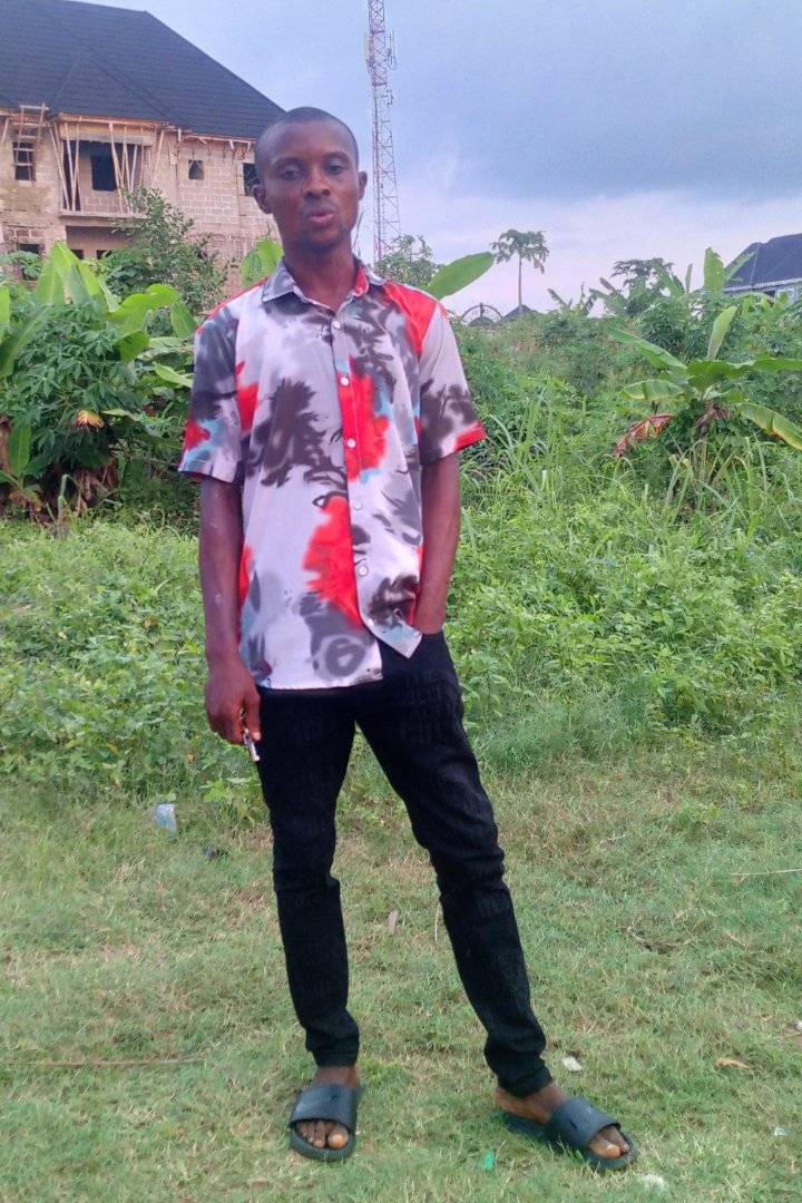 95877687 4367 medium large