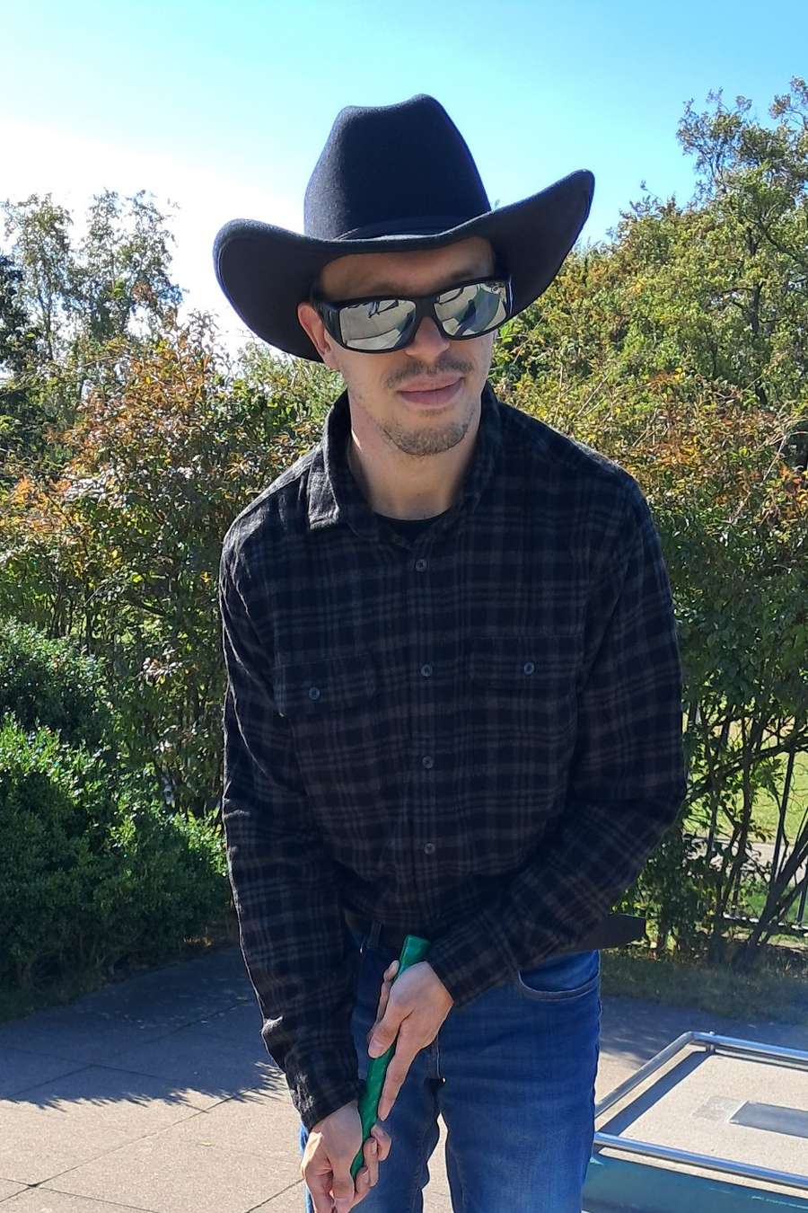 41066169 859 medium large