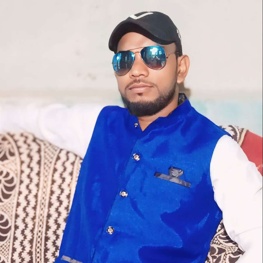 82180597 689 medium large