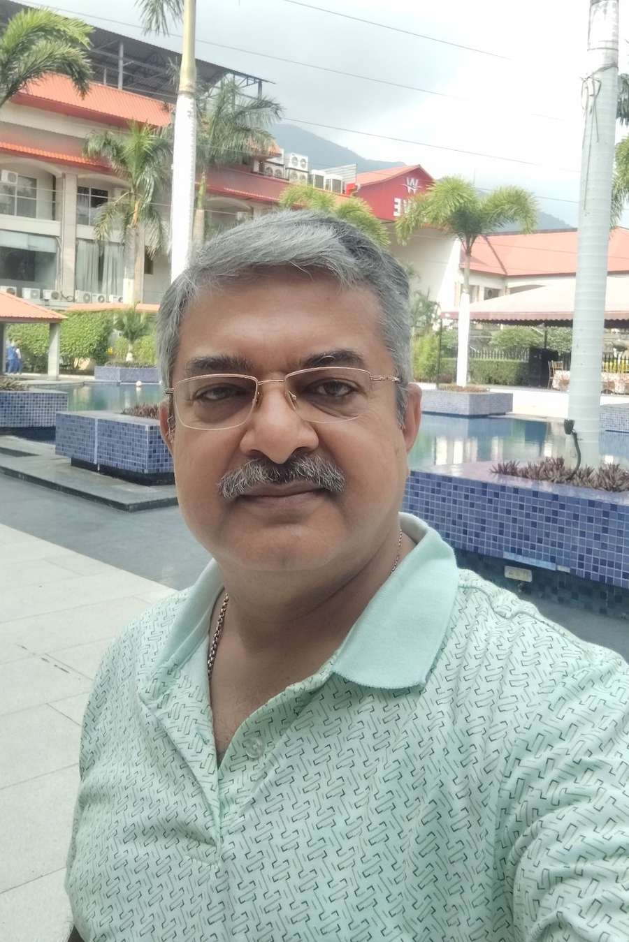 12651701 6775 medium large