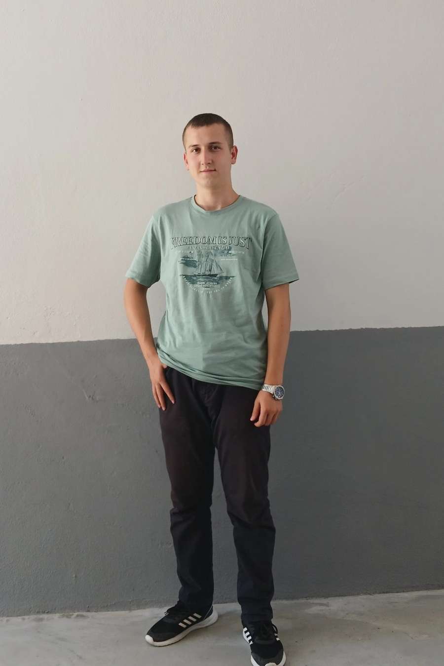 90235389 5215 medium large