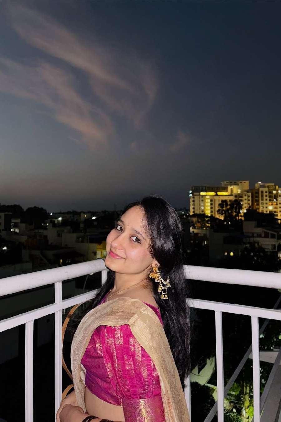 90613846 9897 medium large