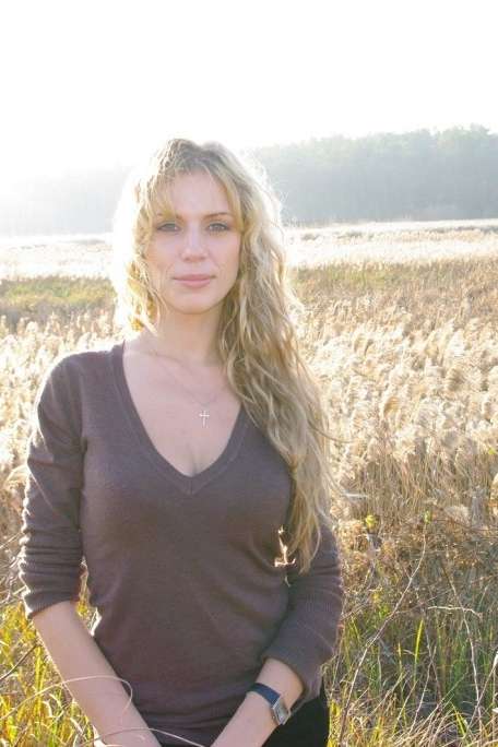 90546983 882 medium large