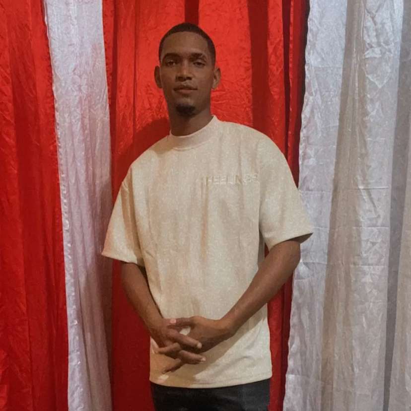 84024914 2678 medium large