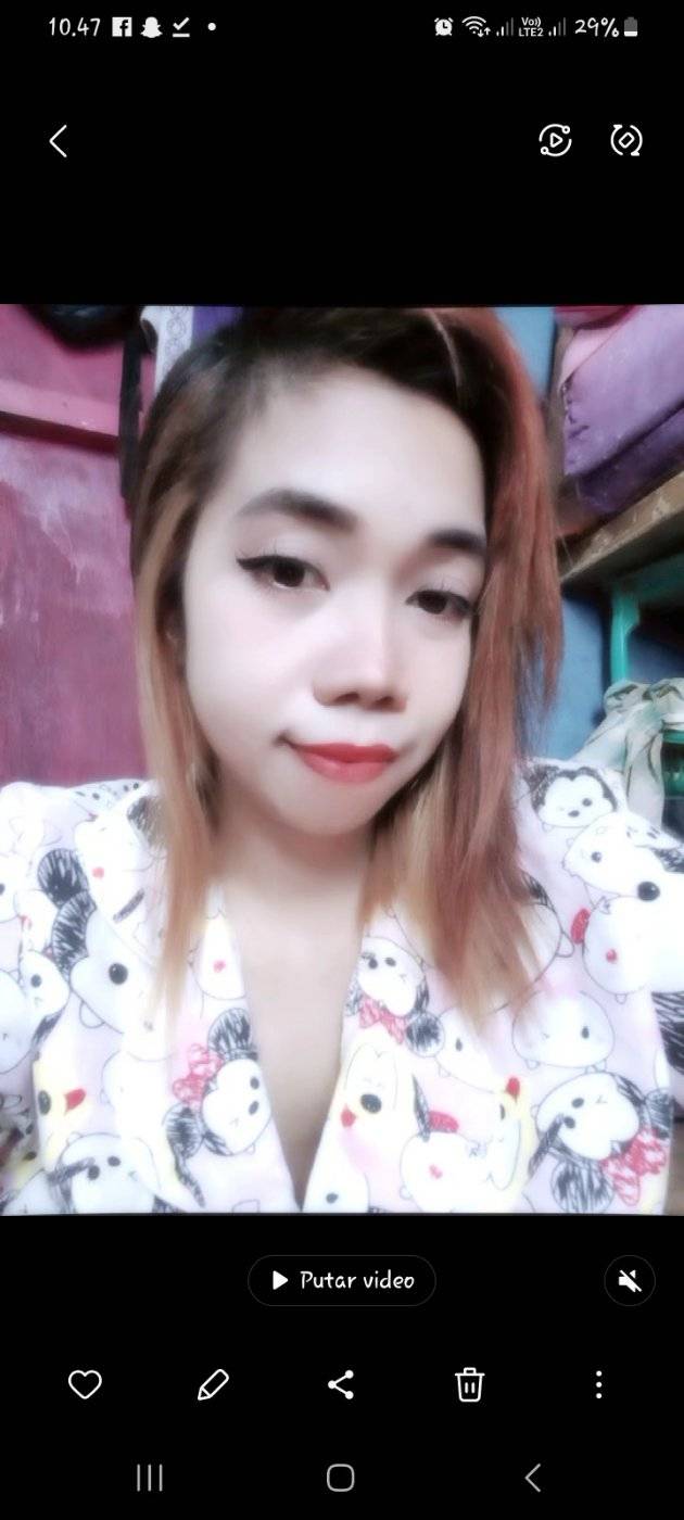 82071228 9462 medium large