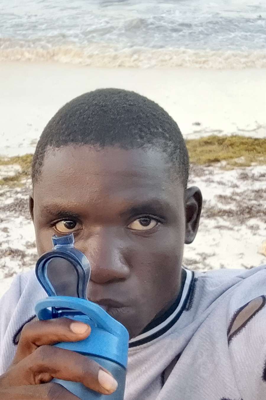 90469067 6927 medium large