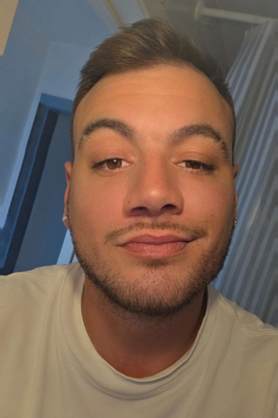 89779352 8466 medium large