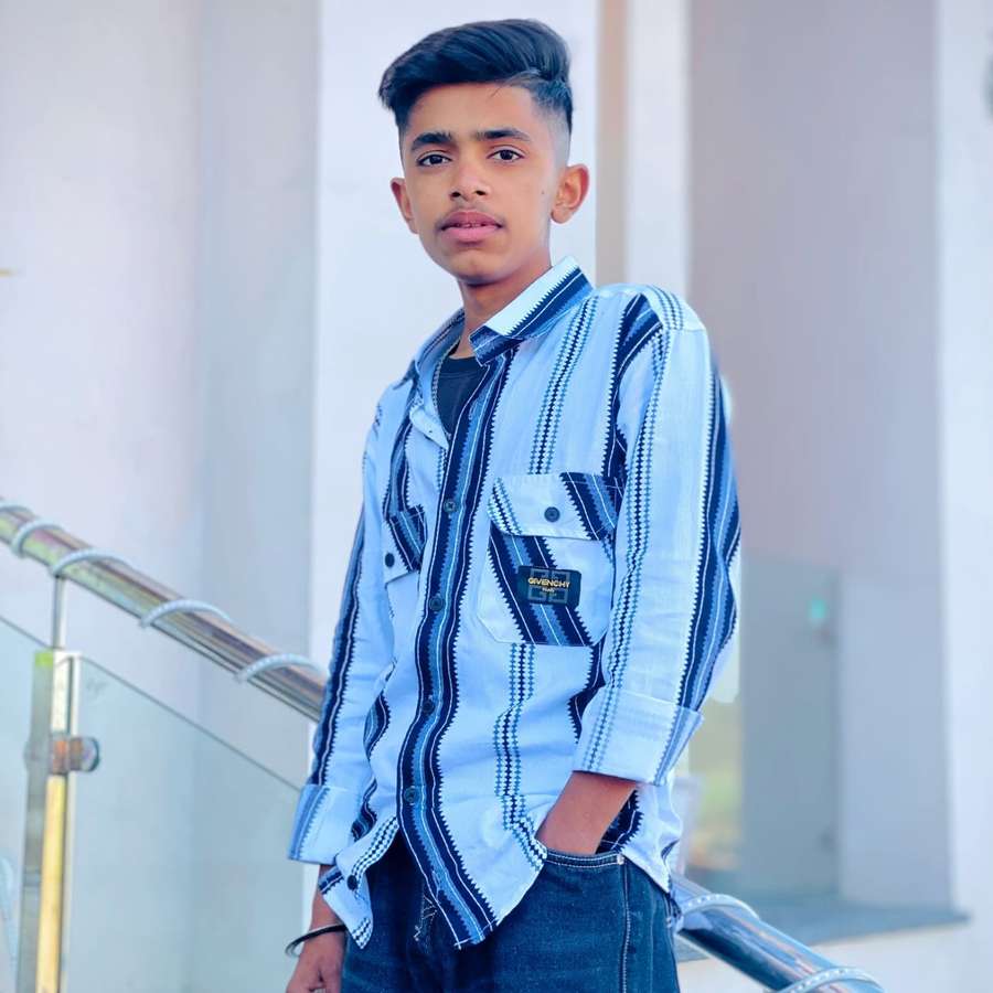 83930893 6817 medium large